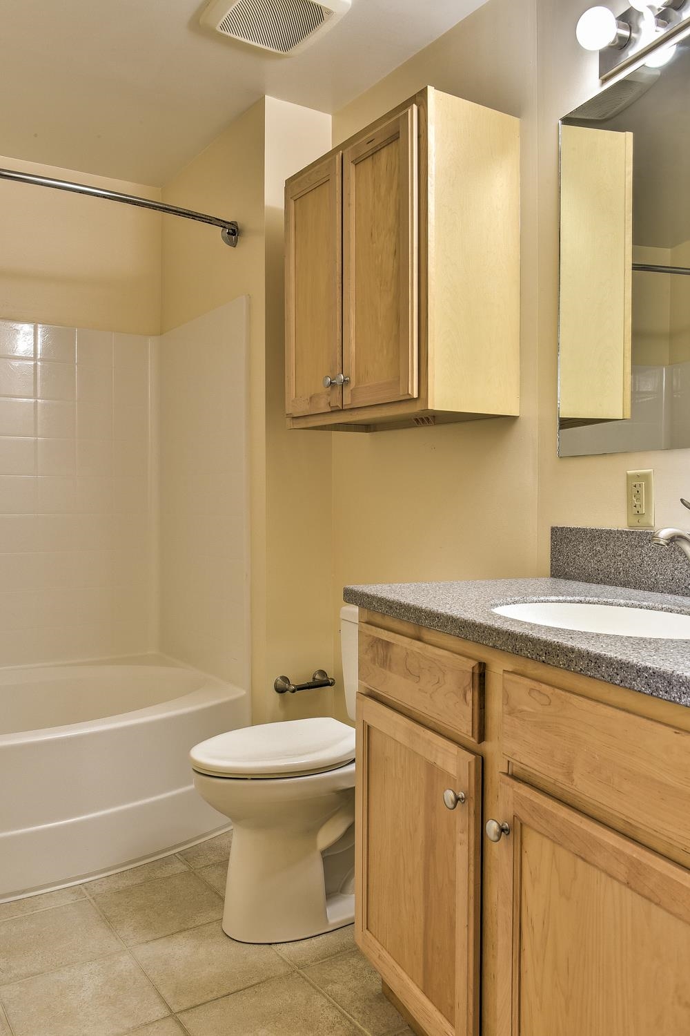 7 Emerald Street, Unit 102 Keene, NH 03431 - Photo 11 of 21