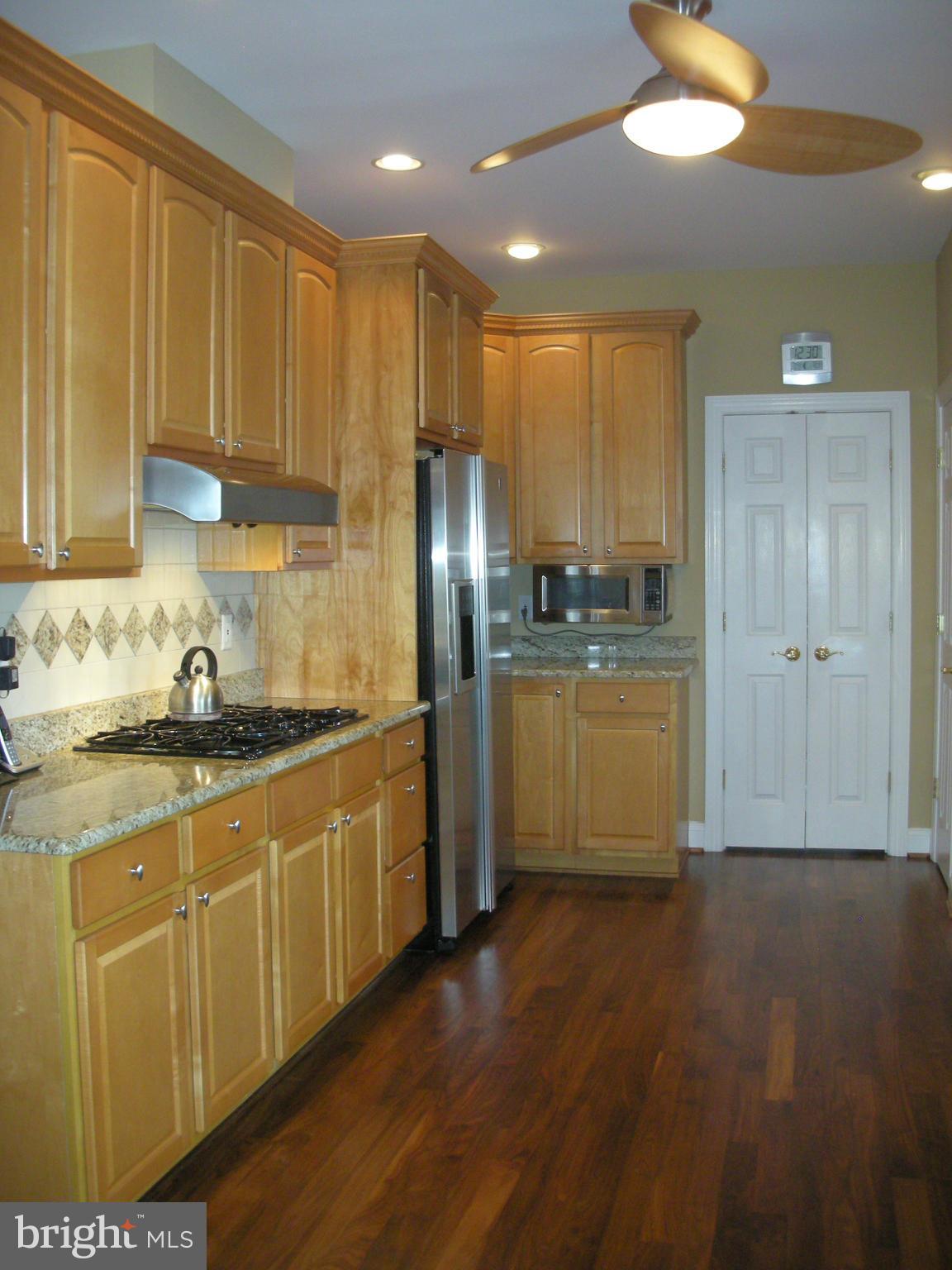14222 Hicksville Road Clear Spring, MD 21722 - Photo 5 of 30 Gorgeous Kitchen