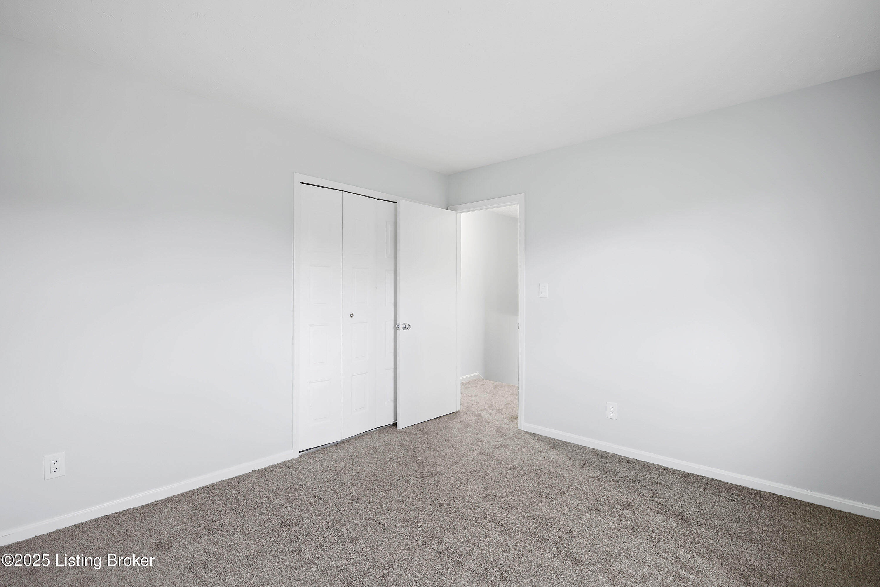 10504 St Rene Road Louisville, KY 40299 - Photo 19 of 30 019
