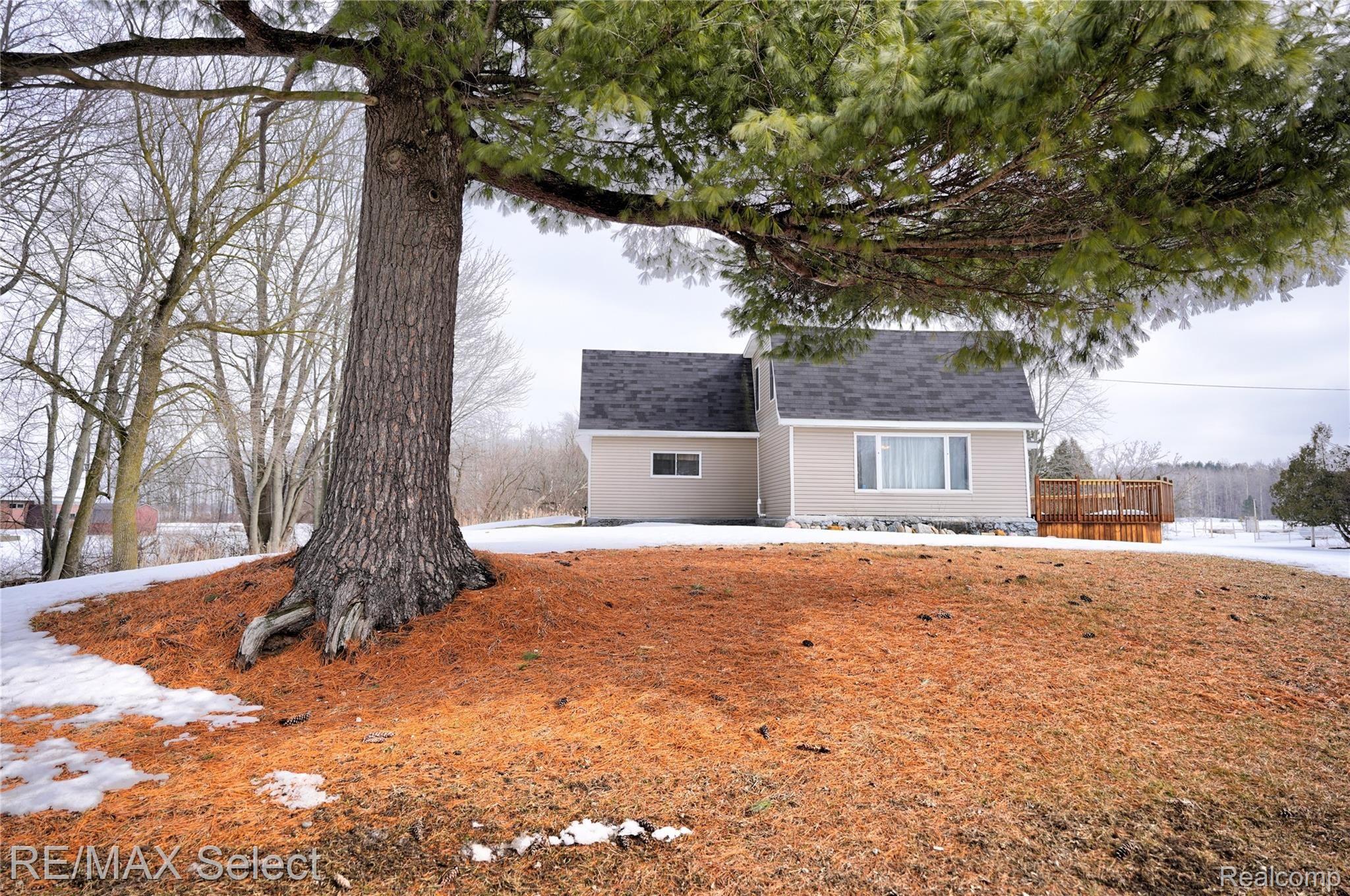 1424 North Kingston Road Deford, MI 48729 - Photo 11 of 55 1424 N Kingston Road 11.jpg
