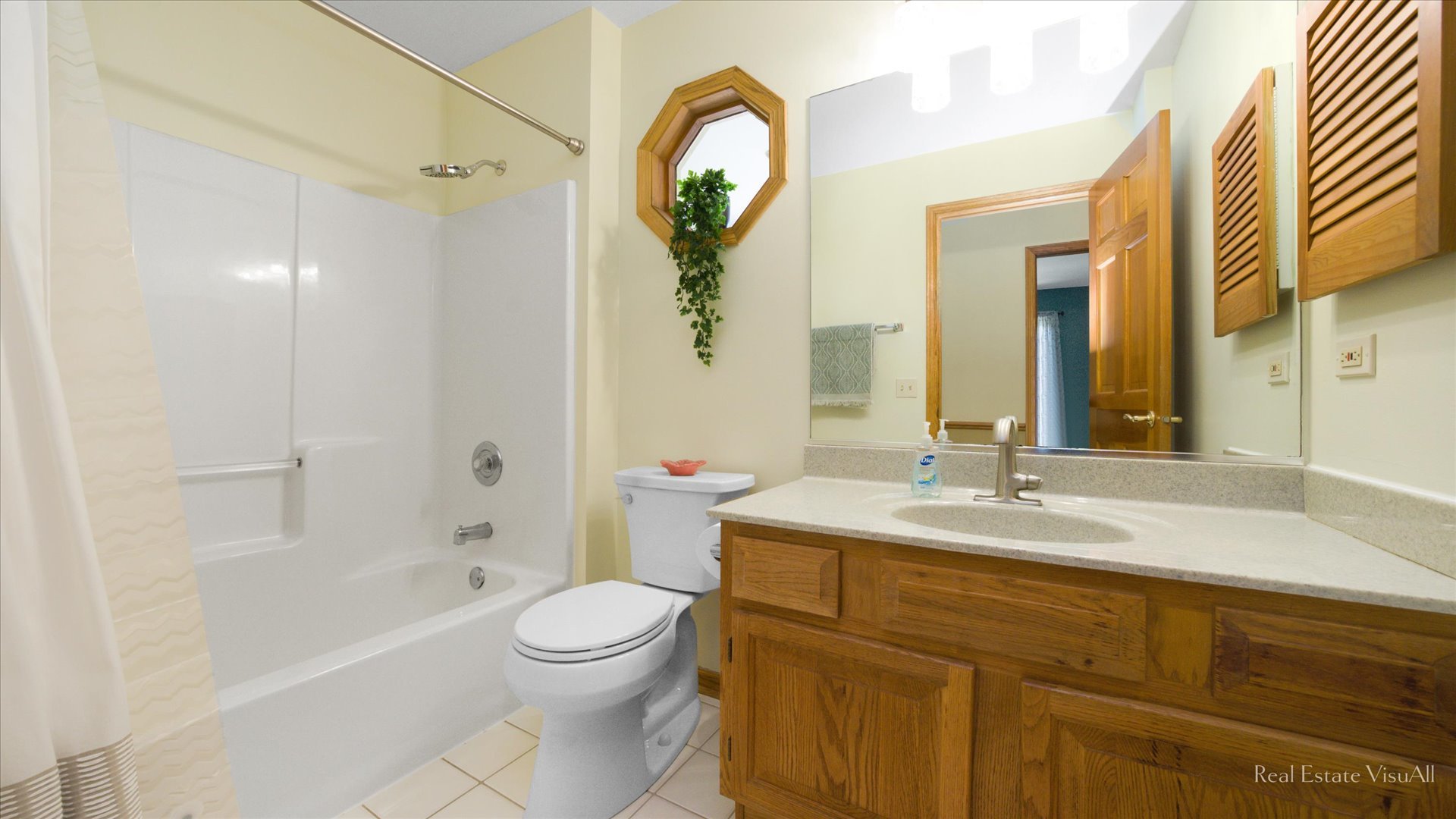 1808 Edgewood Drive Algonquin, IL 60102 - Photo 26 of 39 a bathroom with a toilet a sink and a mirror