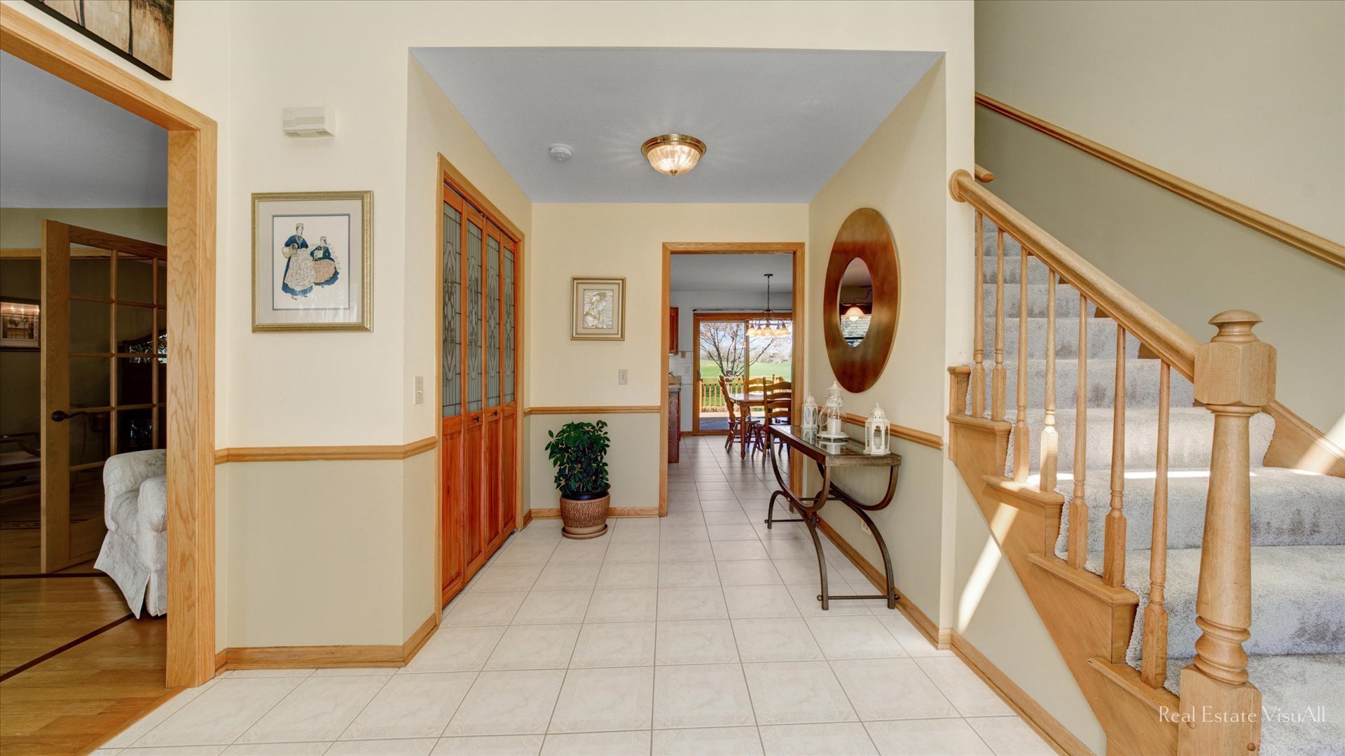 1808 Edgewood Drive Algonquin, IL 60102 - Photo 4 of 39 a view of an entryway with wooden floor
