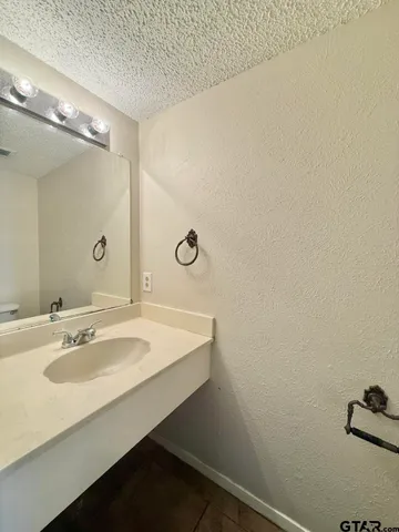 $1,350 | 4614 Edinburgh Drive, Tyler, TX 75703