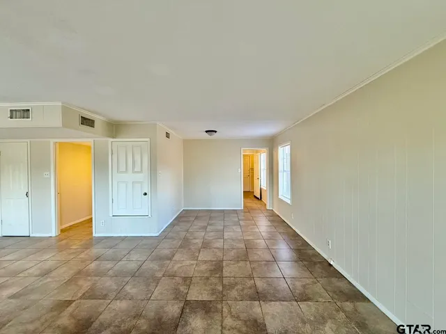 $1,350 | 4614 Edinburgh Drive, Tyler, TX 75703