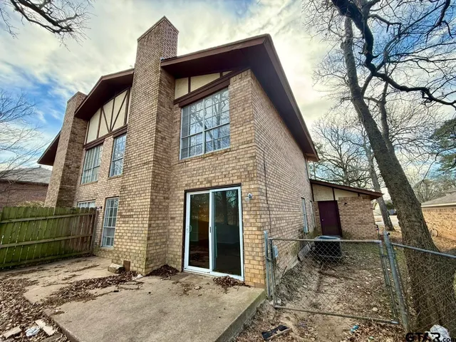 $1,325 | 4614 Edinburgh Drive, Tyler, TX 75703