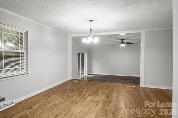 $1,950 | 5300 Hickory Lane, Charlotte, NC 28216