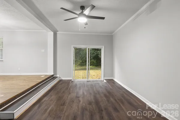 $1,950 | 5300 Hickory Lane, Charlotte, NC 28216