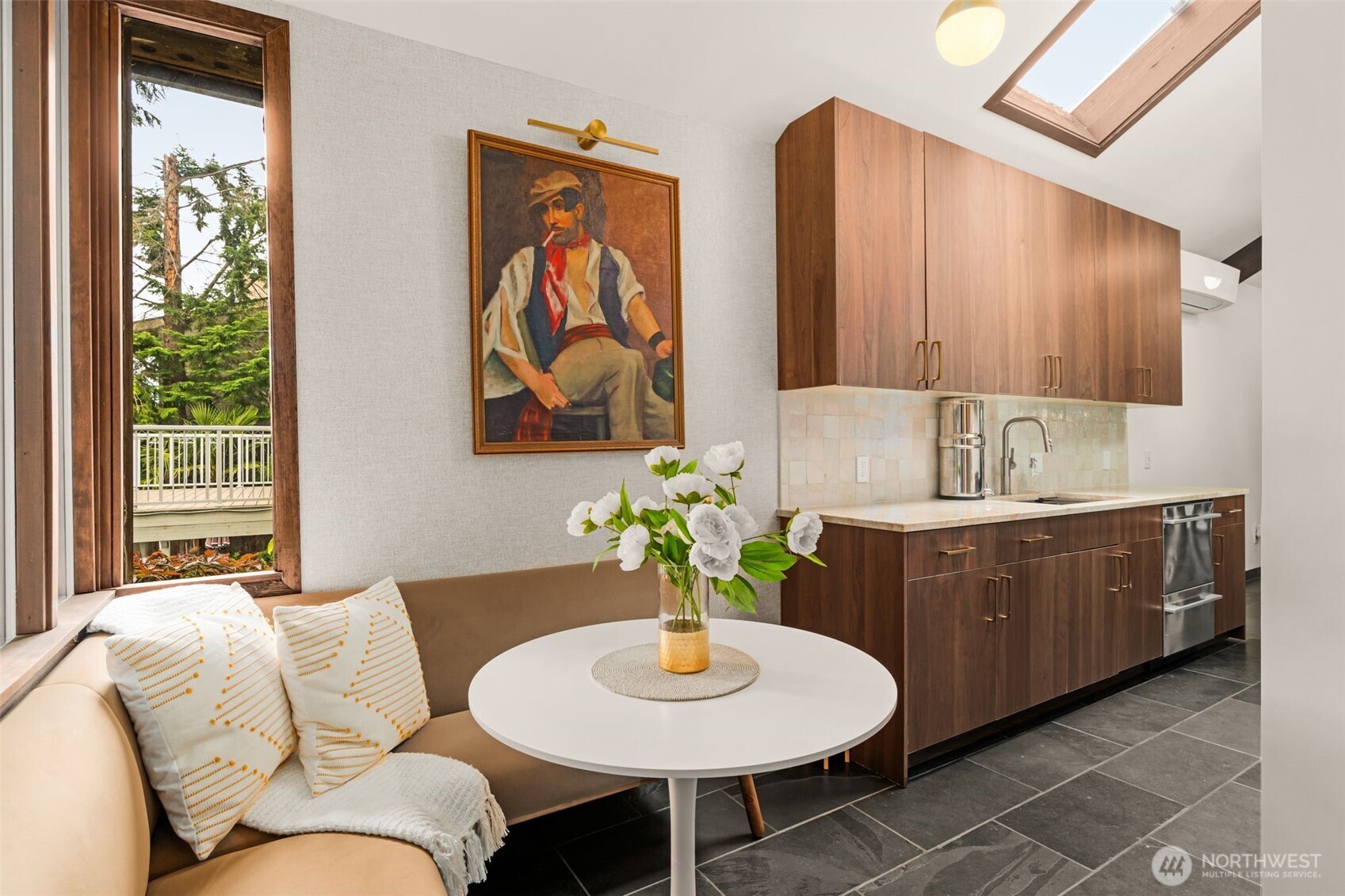 9629 California Avenue Southwest Seattle, WA 98136 - Photo 13 of 29