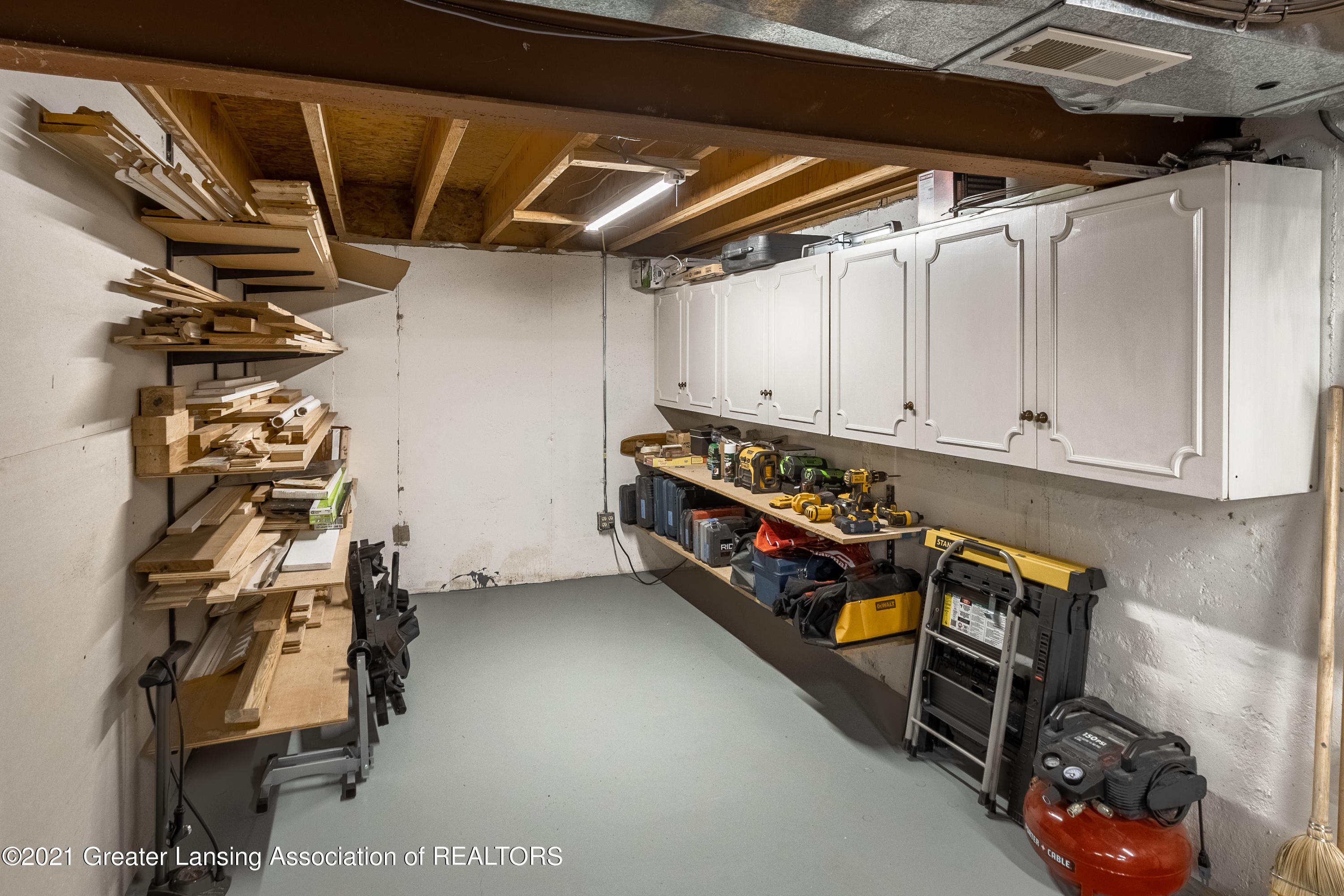 627 North Harrison Road East Lansing, MI 48823 - Photo 81 of 94 Work area