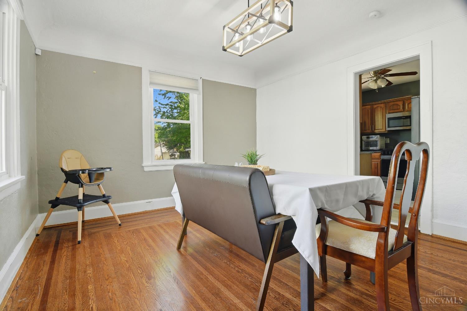 5036 Ralph Avenue Cincinnati, OH 45238 - Photo 10 of 39 Gallery Image 10