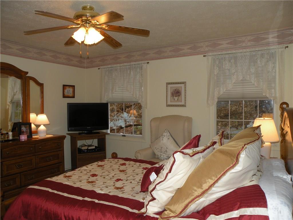 256 Quail Run Road Venetia, PA 15367 - Photo 14 of 25 Master Bedroom 256 Quail Run Rd