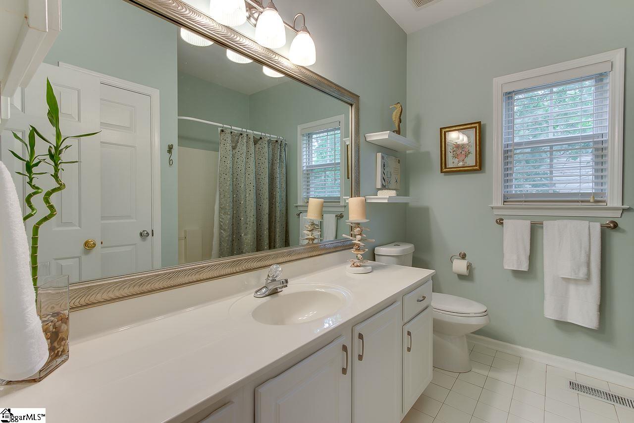 427 Roberts Road Taylors, SC 29687 - Photo 20 of 36 Gallery Image 20