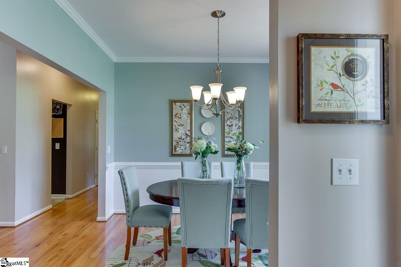 427 Roberts Road Taylors, SC 29687 - Photo 4 of 36 Gallery Image 4