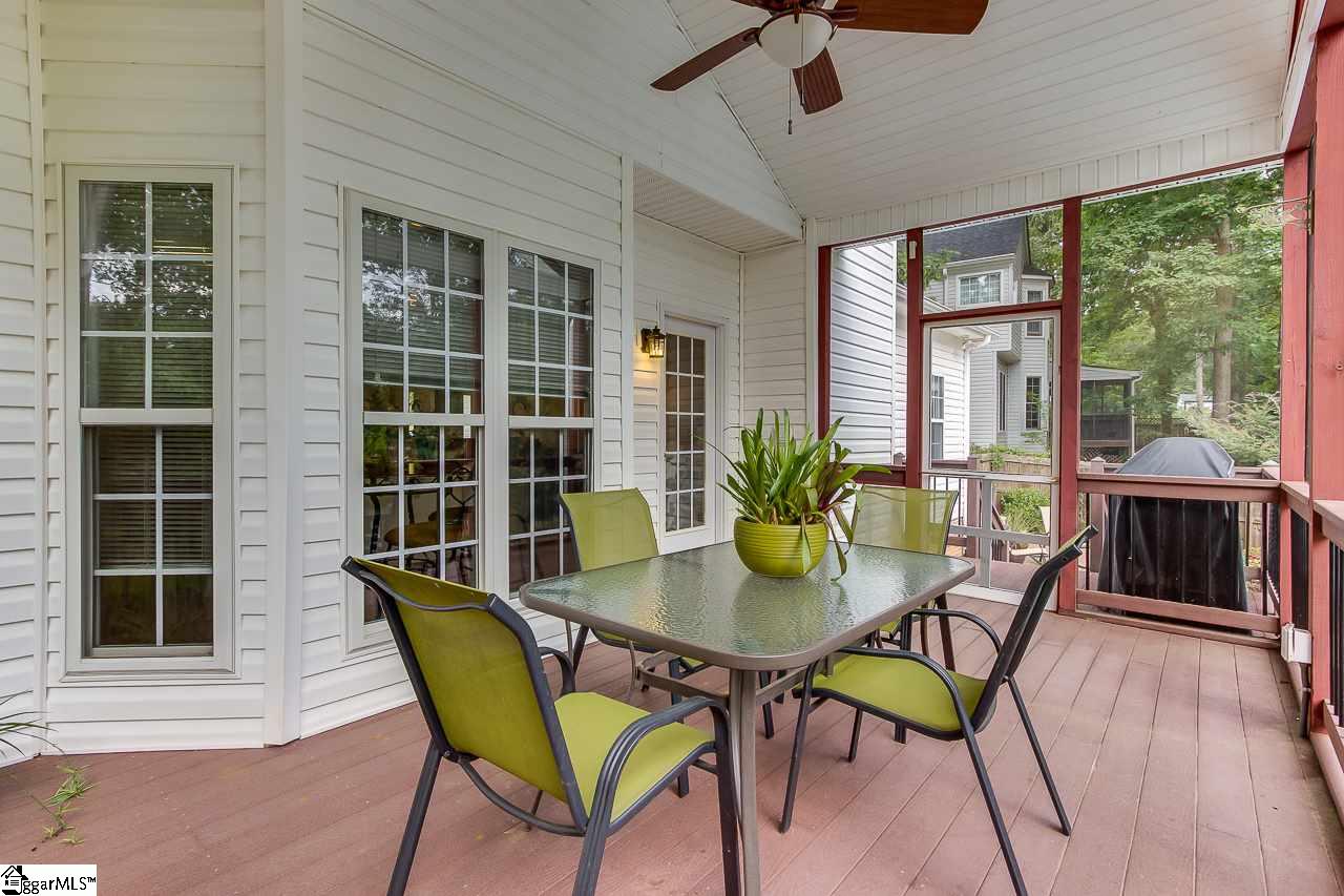427 Roberts Road Taylors, SC 29687 - Photo 8 of 36 Gallery Image 8