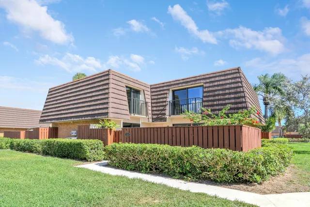 $495,000 | 2324 23rd Court, Unit 55D, Jupiter, FL 33477