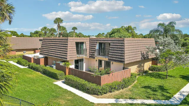 $495,000 | 2324 23rd Court, Unit 55D, Jupiter, FL 33477