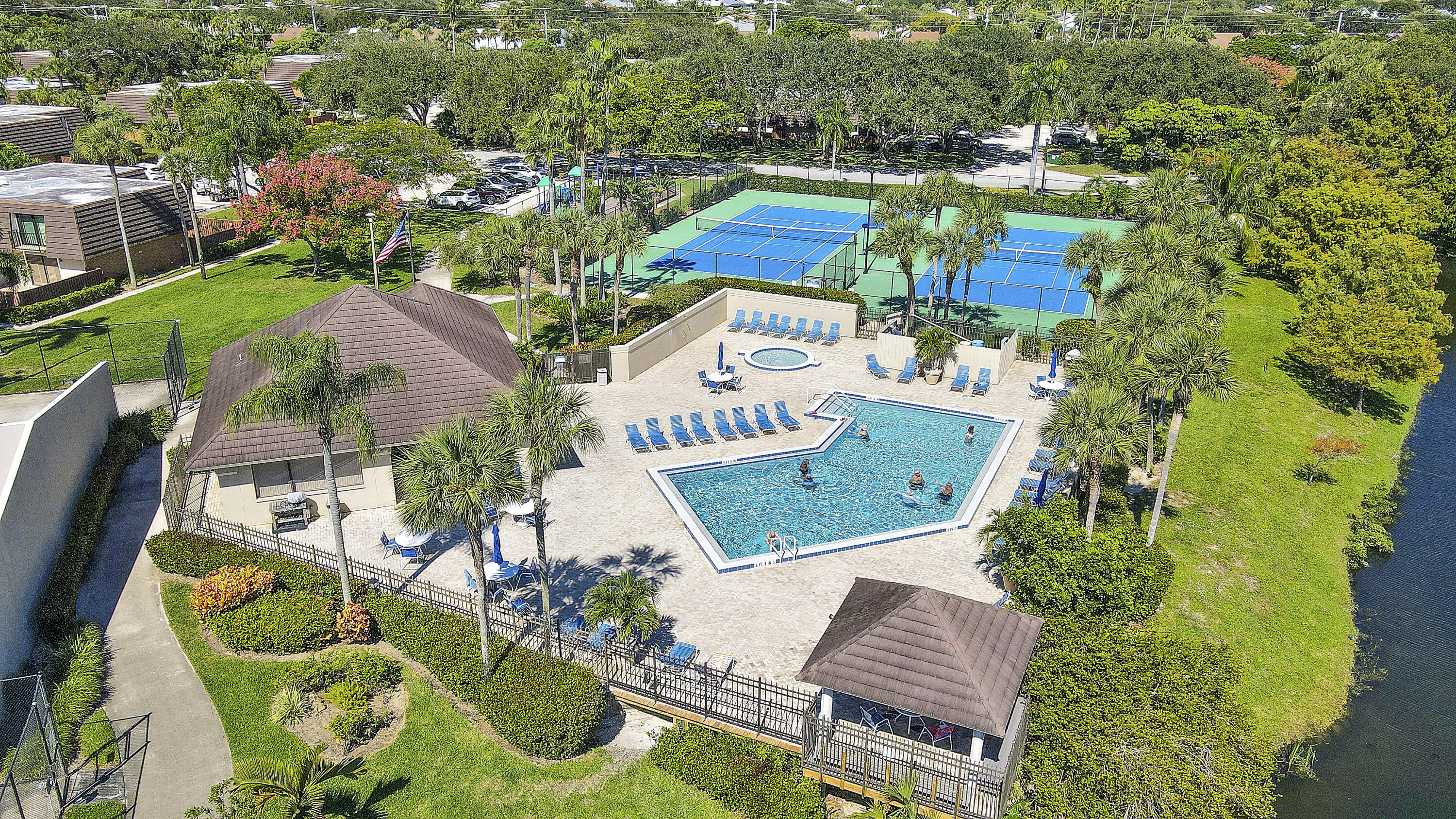 2324 23rd Court, Unit 55D Jupiter, FL 33477 - Photo 35 of 41 Amenities