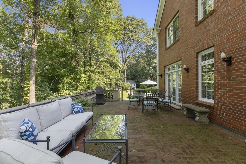 1 Sunset Ridge Lexington, MA 02421 - Photo 40 of 42 Gallery Image 40
