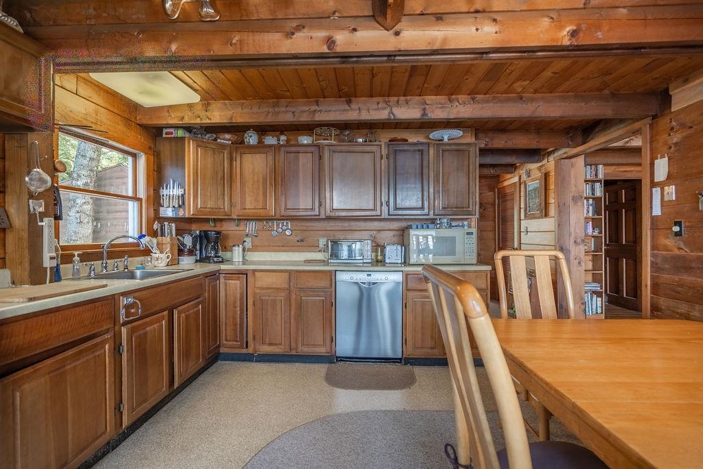 65 Winaukee Road Moultonborough, NH 03254 - Photo 25 of 35 Gallery Image 25