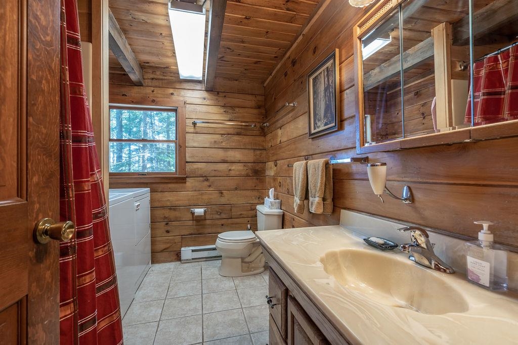65 Winaukee Road Moultonborough, NH 03254 - Photo 33 of 35 Gallery Image 33