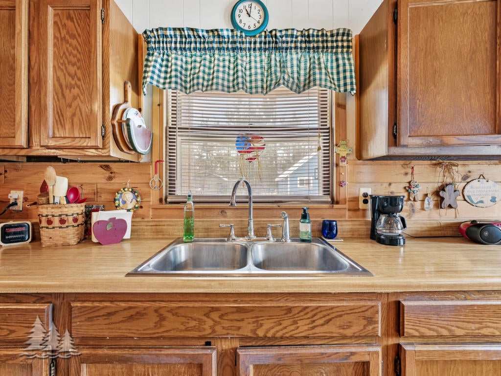 2360 Big Antler Road Lewiston, MI 49756 - Photo 11 of 27 Senical21