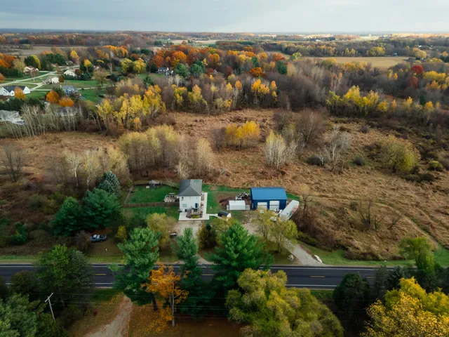 $305,000 | 2162 South Stone Road, Fremont, MI 49412