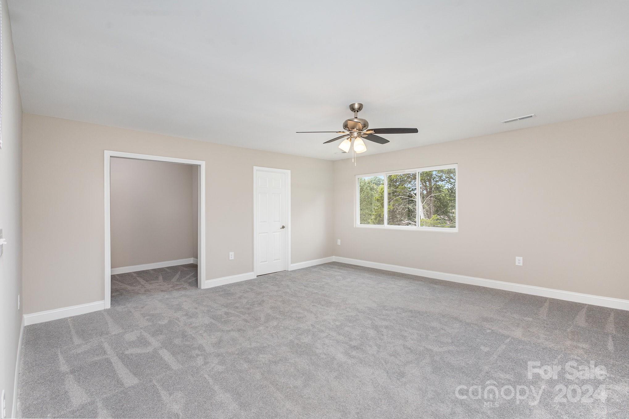 4331 Rolling Acres Road, Unit 8 Charlotte, NC 28213 - Photo 25 of 26 Gallery Image 25