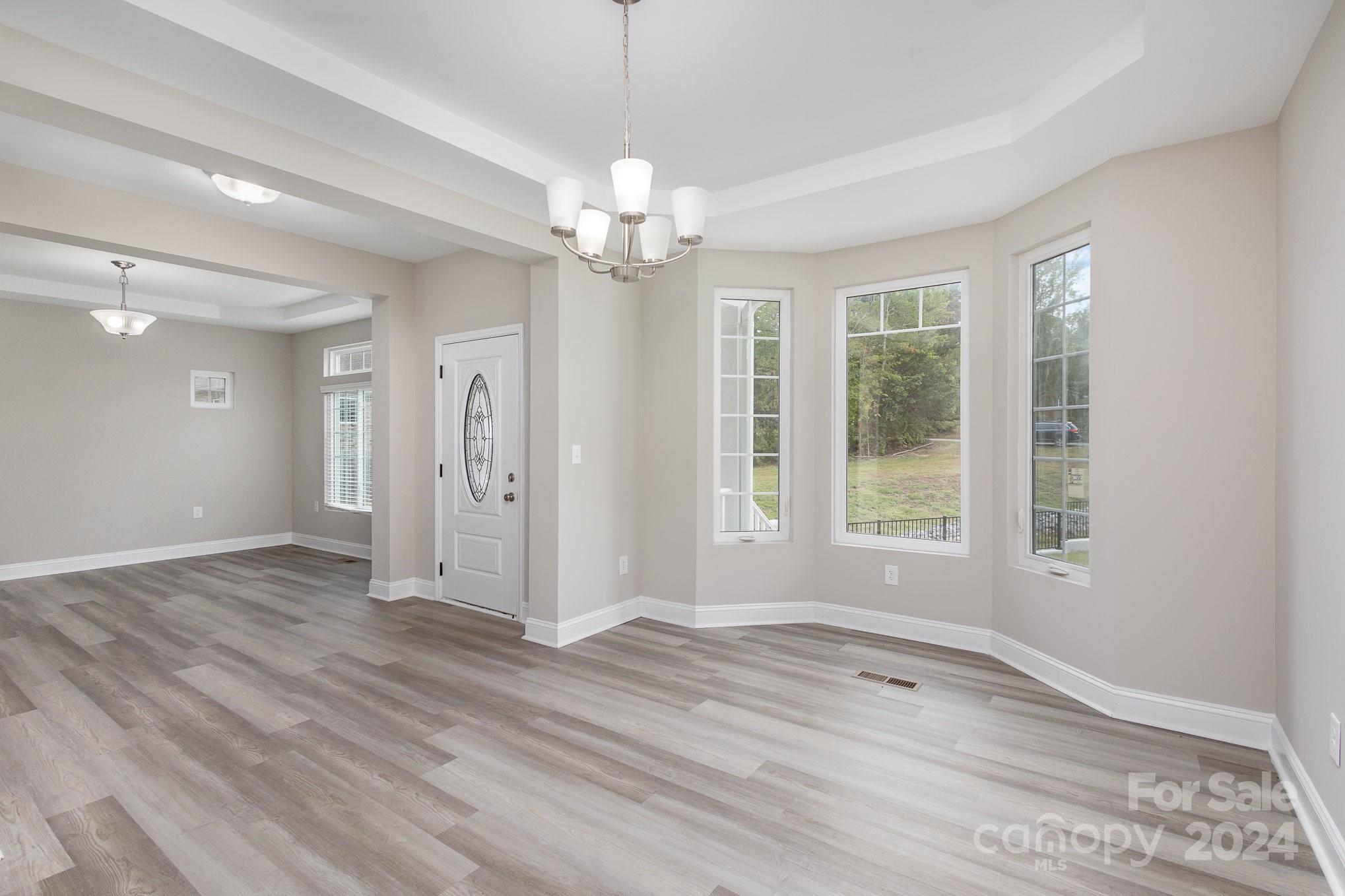 4331 Rolling Acres Road, Unit 8 Charlotte, NC 28213 - Photo 5 of 26 Gallery Image 5