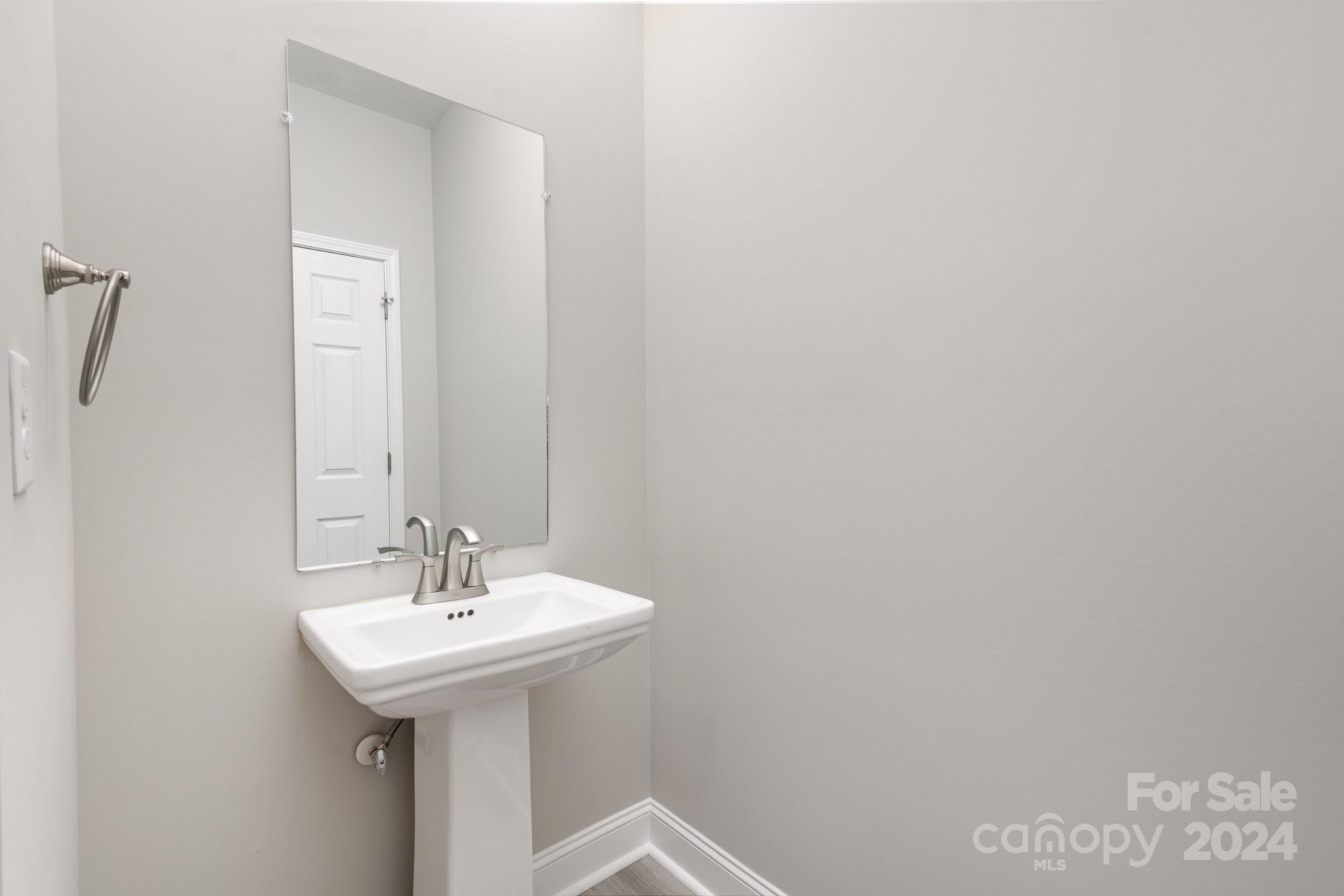 4331 Rolling Acres Road, Unit 8 Charlotte, NC 28213 - Photo 7 of 26 Gallery Image 7
