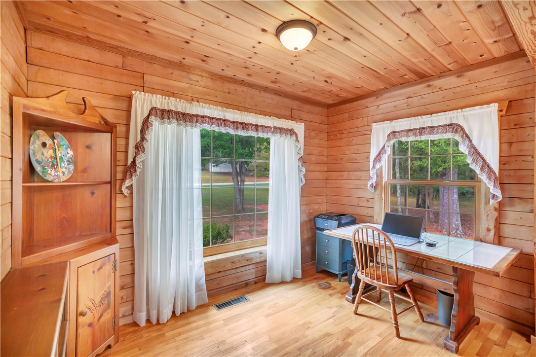 3320 Whitehall Road Anderson, SC 29626 - Photo 22 of 45 Gallery Image 22