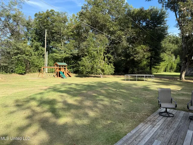 $215,000 | 1751 Old Highway 16, Benton, MS 39039