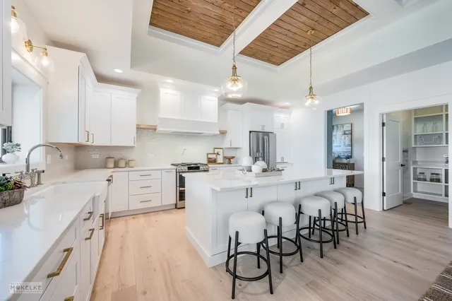 $849,900 | 22 Shadow Creek Lane, Yorkville, IL 60560