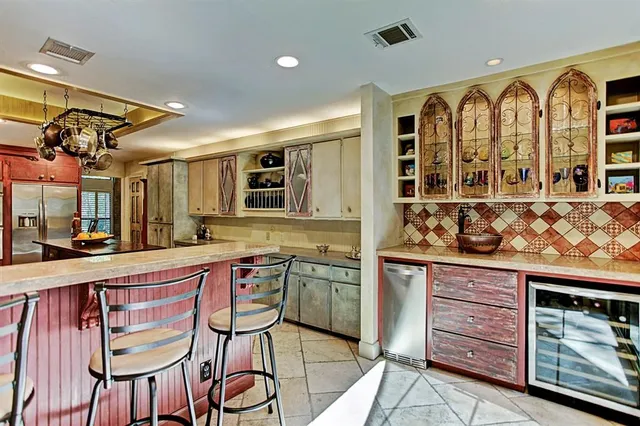 $4,000 | 2607 Crossvine Circle, The Woodlands, TX 77380