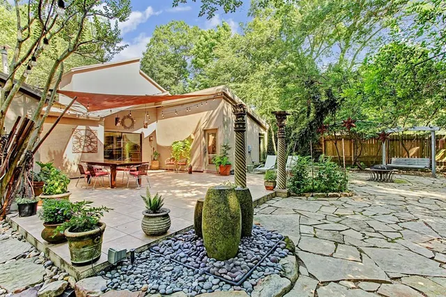 $4,000 | 2607 Crossvine Circle, The Woodlands, TX 77380