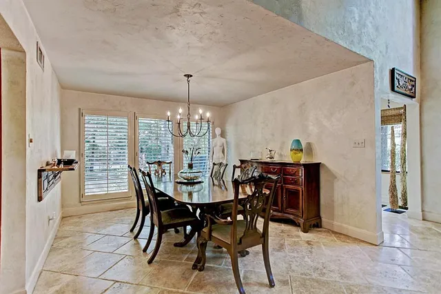 $4,000 | 2607 Crossvine Circle, The Woodlands, TX 77380