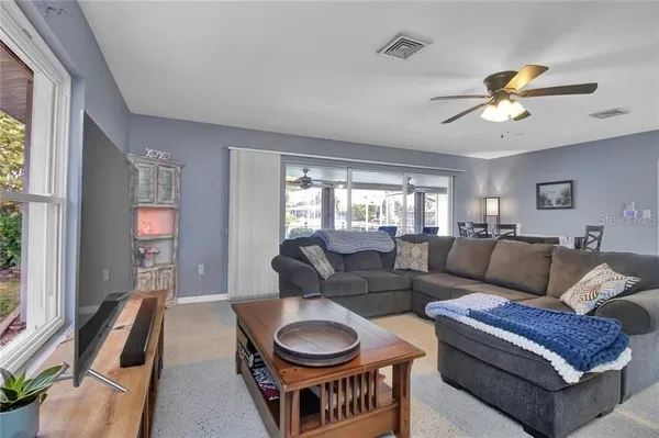 $2,395 | 174 Gulfview Road, Punta Gorda, FL 33950