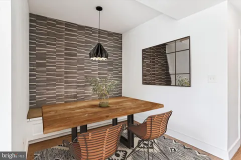 a view of a livingroom with furniture