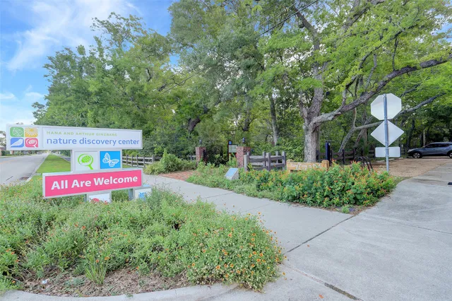 $999,000 | 4400 Cynthia Street, Bellaire, TX 77401