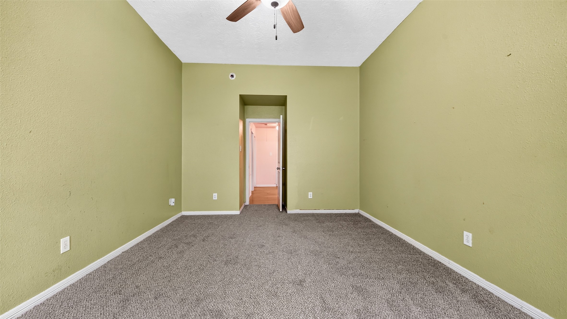 24019 Surreygate Drive Spring, TX 77373 - Photo 15 of 37