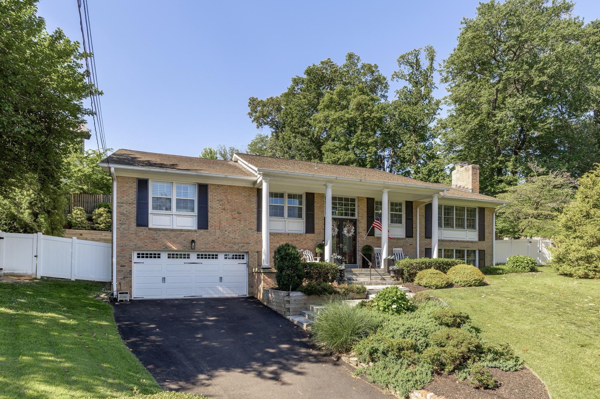 1832 Briar Ridge Court McLean, VA 22101 - Photo 41 of 43 Two-car garage