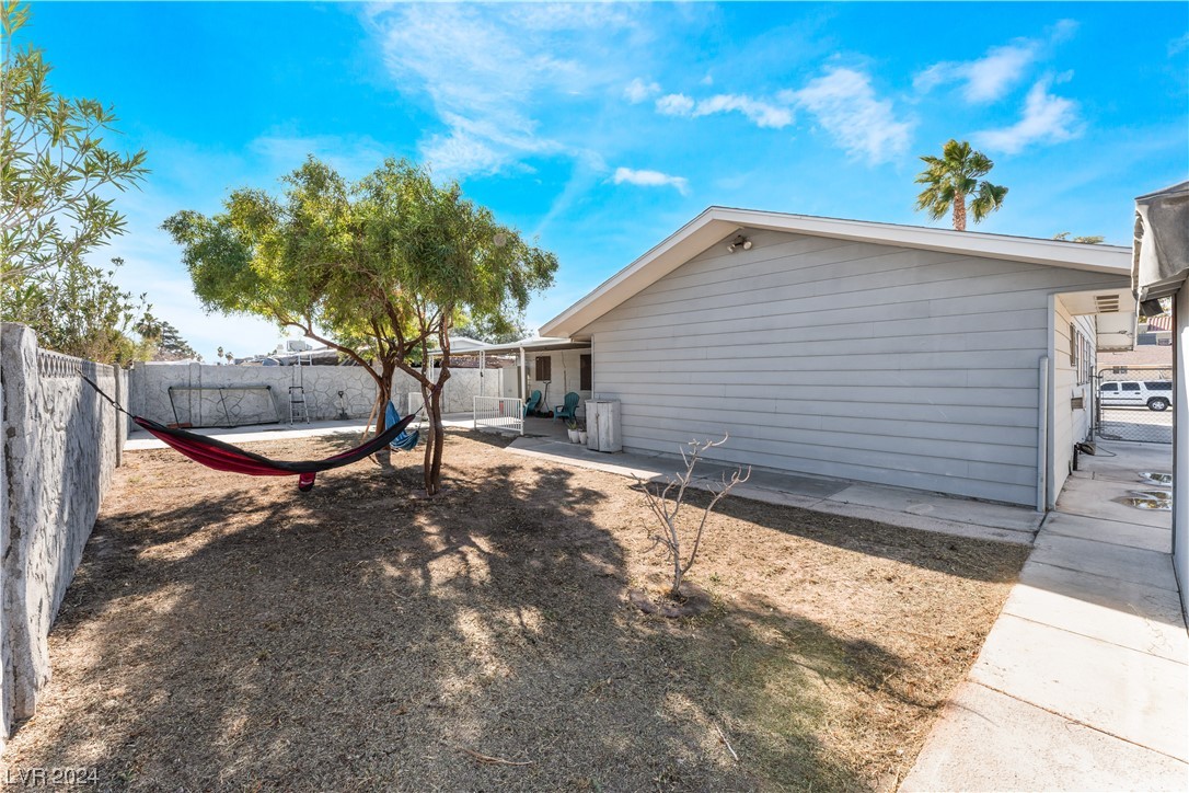 2184 Cascade Street Las Vegas, NV 89142 - Photo 24 of 25