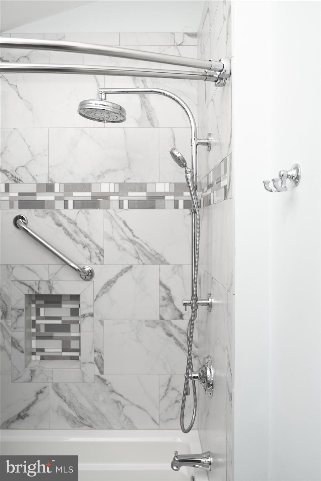 1111 Estates Boulevard Hamilton, NJ 08690 - Photo 29 of 47 a bathroom with a shower