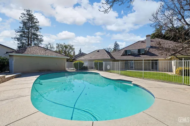 $745,000 | Undisclosed Address, Bakersfield, CA 93308