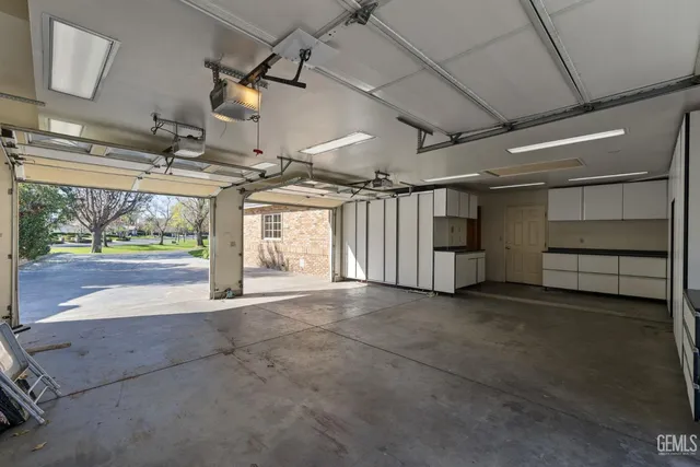 $745,000 | Undisclosed Address, Bakersfield, CA 93308