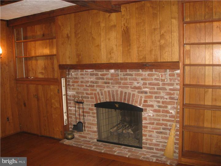 1030 Spring Valley Road Jenkintown, PA 19046 - Photo 11 of 25 Den