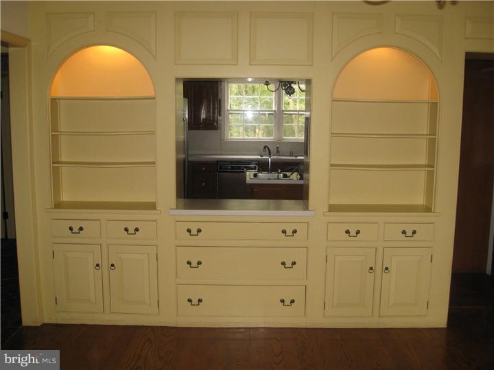 1030 Spring Valley Road Jenkintown, PA 19046 - Photo 6 of 25 Dining Room