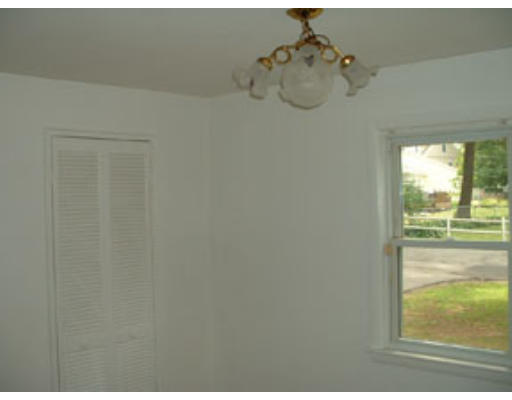 7 County Road Burlington, MA 01803 - Photo 5 of 10 Gallery Image 5