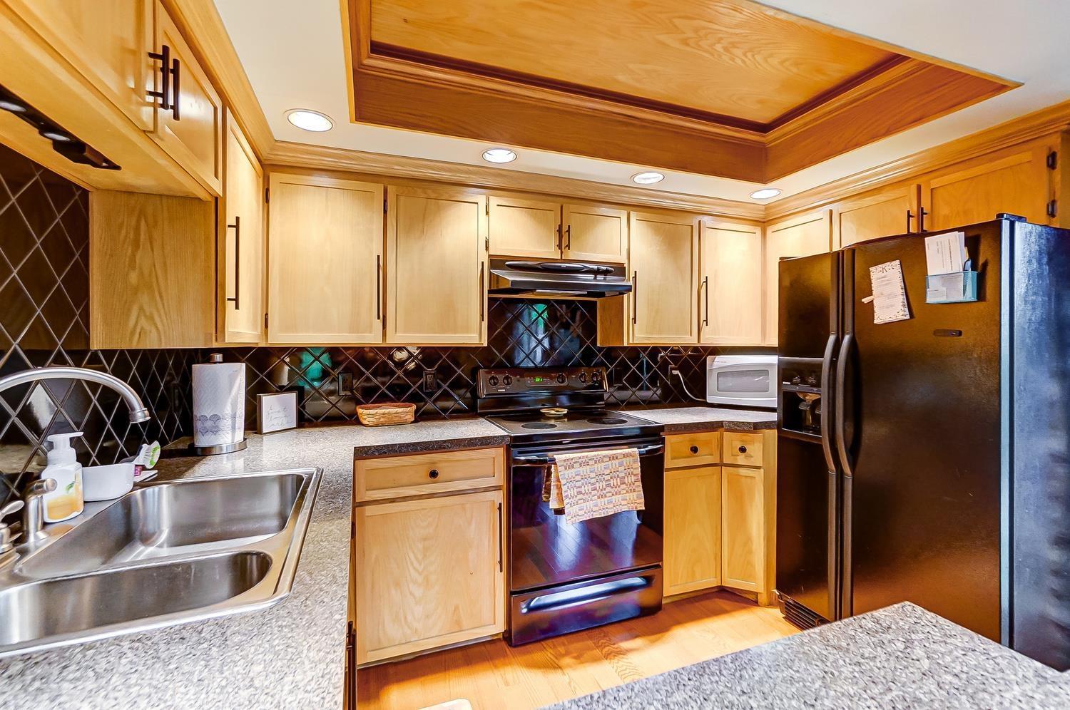 5070 Stellhorn Road Fort Wayne, IN 46815 - Photo 8 of 27