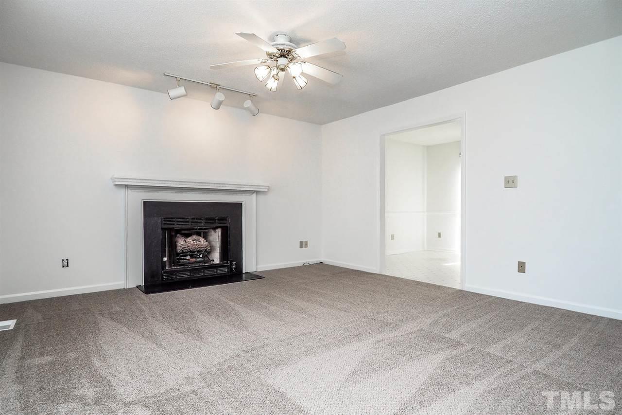 2924 Bannf Court Raleigh, NC 27604 - Photo 4 of 24