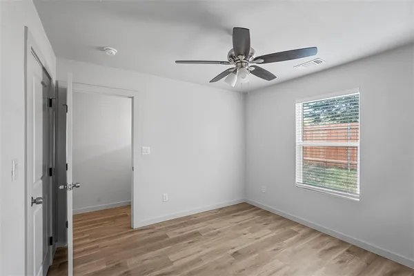 $1,525 | 413 South Willow Street, Sherman, TX 75090